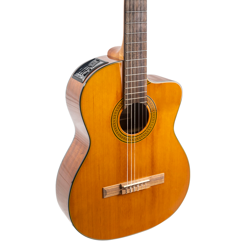 GUITARRA CLASICA ELECTROACUSTICA TAKAMINE GC3CENAT NATURAL